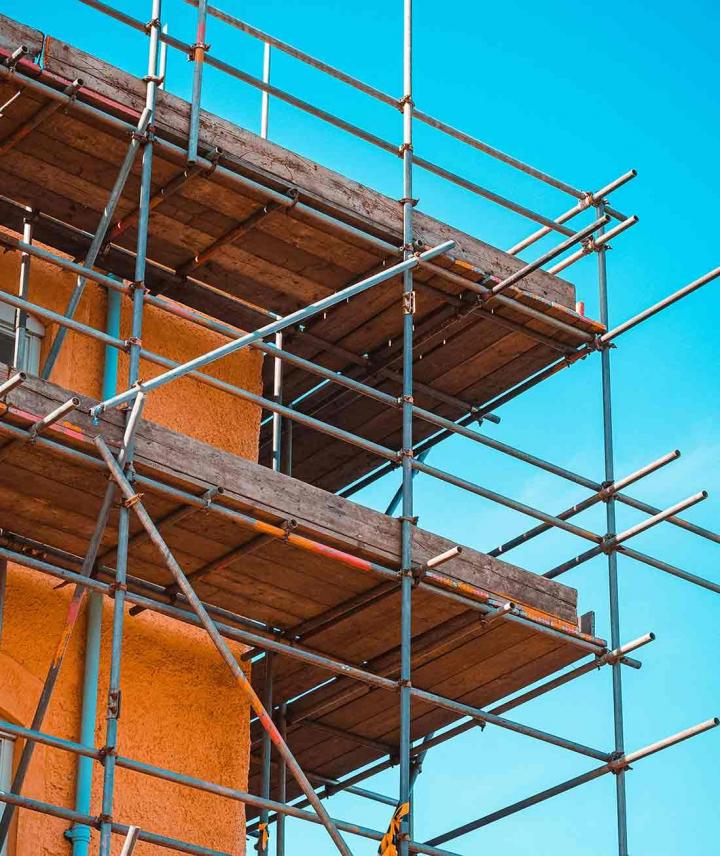 Rénovation et embellissement des façades extérieures.